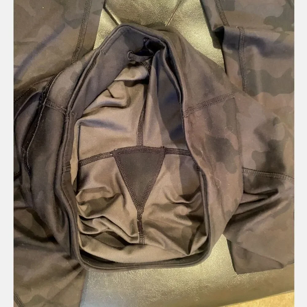Lululemon Speed Tight Leggings Black Gray Camo Ruched size 4 RARE EUC - Picture 6 of 7